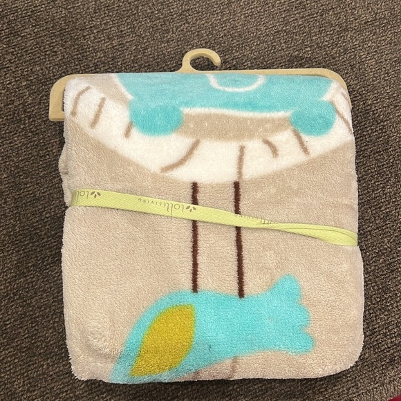 Lolli Living Baby Blanket - Picture 2 of 2